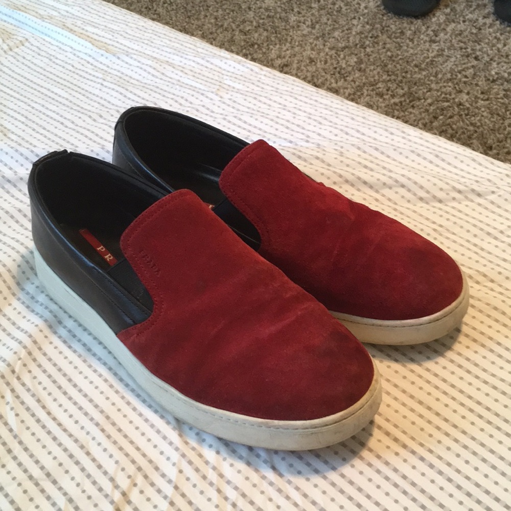 Size 8-9 universal Prada slip-on shoes